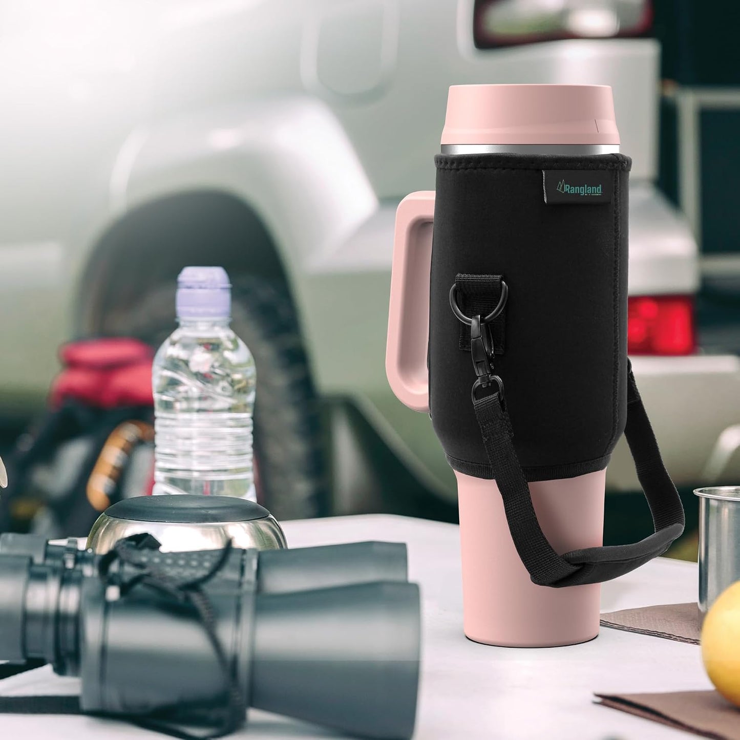 Leak-proof 40 oz Tumbler with Handle and Carrier Bag, Spill-proof Insulated Water Bottle Cup with Sport Straw Lid and Padded Hand Strap, Neoprene (Light Cream)