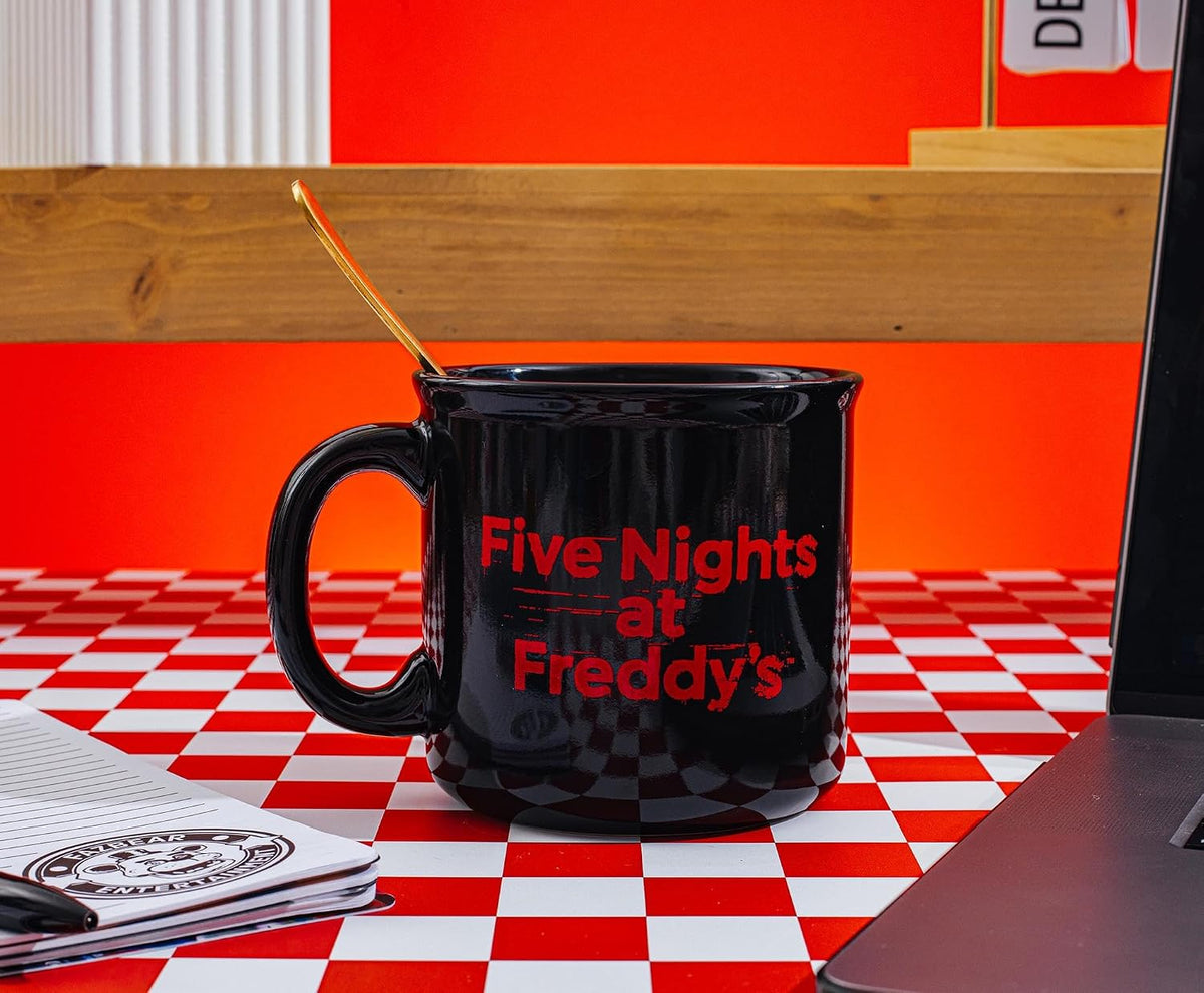Scooby-Doo, Ceramic Camper Mug, 20oz | Fred, Shaggy, Velma, Daphne, 0.59 Liters