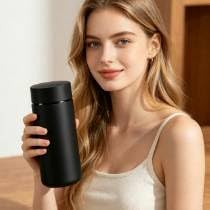 Insulated Water Bottle with Tea Infuser, Stainless Steel Insulated Flask, Leak Proof ，Vacuum Tumbler for Coffee, Tea and Drinks, BPA Free, Keeps Drinks Hot or Cold, 11oz (Green)