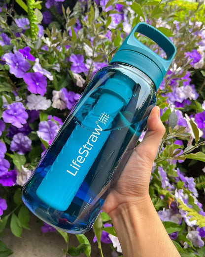 Go Series – BPA-Free Water Filter Bottle for Travel and Everyday use removes Bacteria, parasites and microplastics, Improves Taste, 22oz; Clear