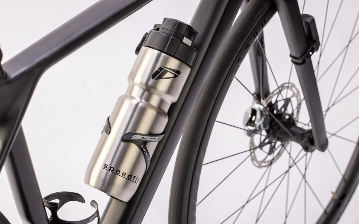Speedflask 21oz. Vacuum Insulated Stainless Steel Cycling Sports Water Bottle with NEW Bounce Back Lid 2.0 (Silver)