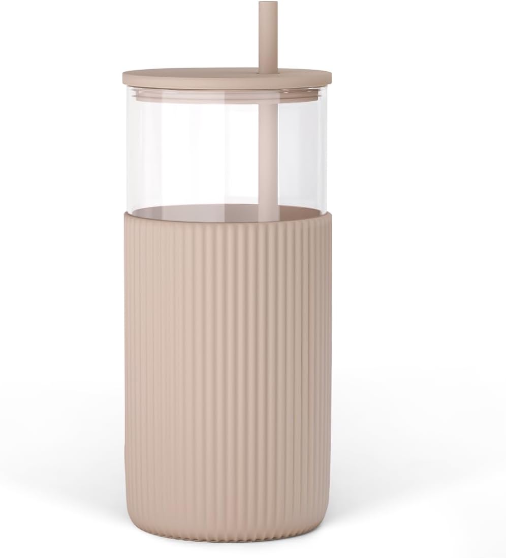 SANDJEST Glass Tumbler with Straw and Lid, Glass Water Bottle with Silicone Sleeve 20oz, Smoothie, Iced Coffee Cup, Gifts for Women Teen Girls Birthday Christmas (Cream)