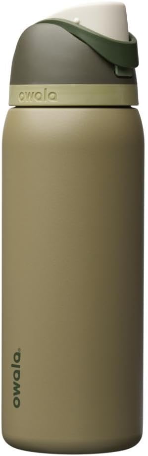 Owala FreeSip Insulated Stainless Steel Water Bottle with Straw, BPA-Free Sports Water Bottle, Great for Travel, 32 Oz, Denim