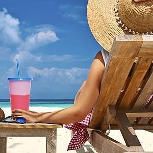 Color Changing Cups, 5 Pack 24oz Plastic Tumblers, Reusable Iced Coffee & Smoothie Cups with Lids and Straws for Parties and Travel