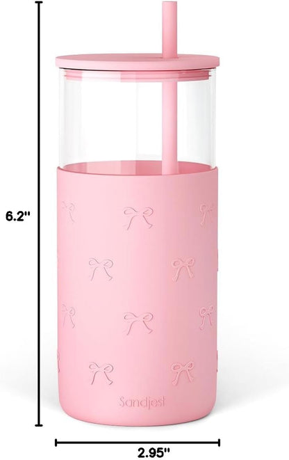 SANDJEST Glass Tumbler with Straw and Lid, Glass Water Bottle with Silicone Sleeve 20oz, Smoothie, Iced Coffee Cup, Gifts for Women Teen Girls Birthday Christmas (Cream)