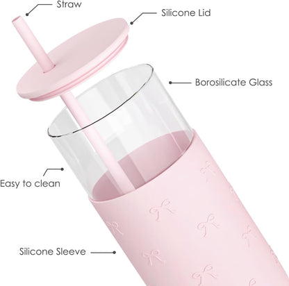 SANDJEST Glass Tumbler with Straw and Lid, Glass Water Bottle with Silicone Sleeve 20oz, Smoothie, Iced Coffee Cup, Gifts for Women Teen Girls Birthday Christmas (Cream)