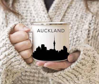 11oz. Tourist Travel Souvenir Stainless Steel Campfire Coffee Mug Gift, London Skyline, 1-Pack, Enamel Camping Cup Christmas Birthday Study Abroad Graduation, Includes Gift Box