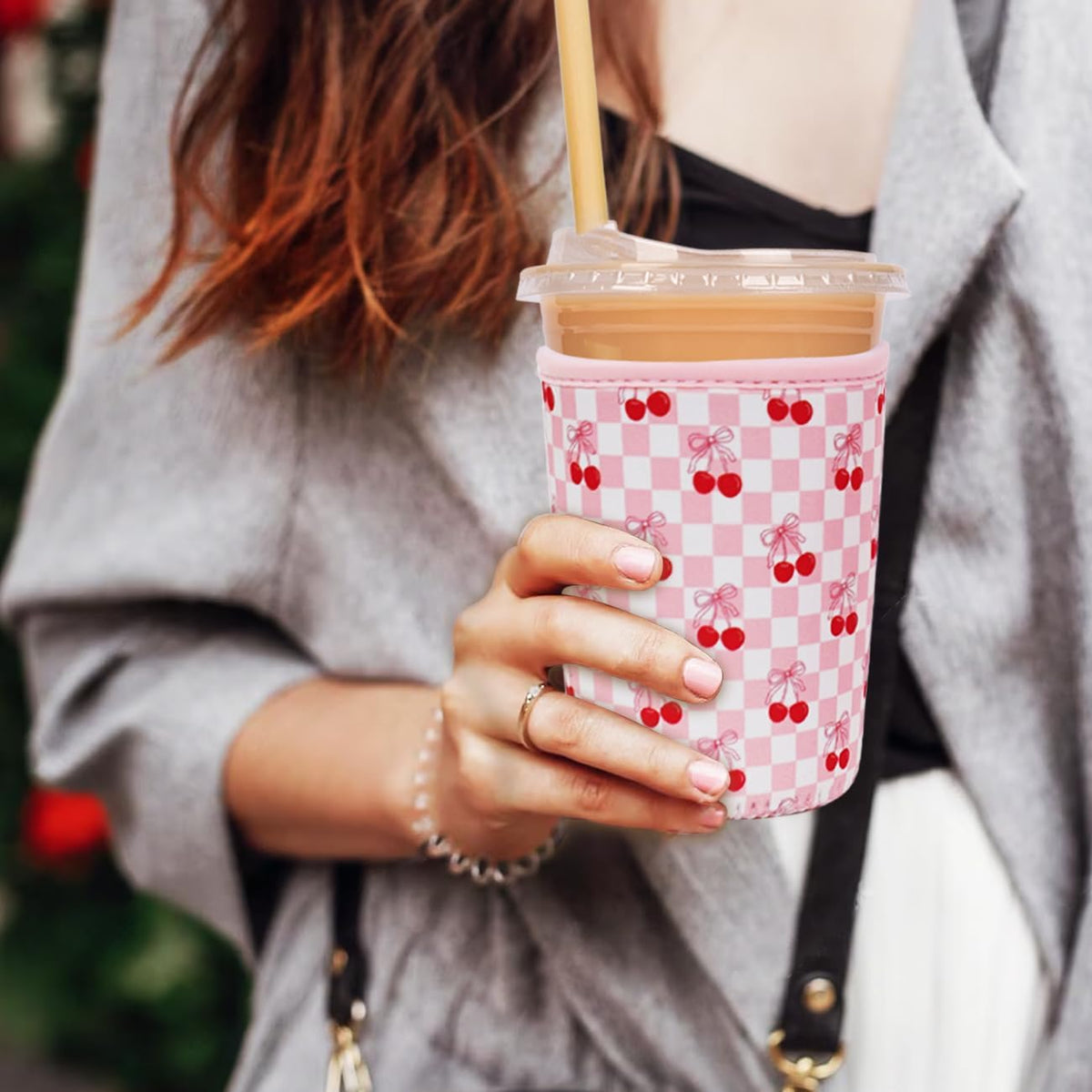 Reusable Insulated Neoprene Iced Coffee Cup Sleeve, Durable Drink Sleeve for Cold Beverages, Beverage Holder for Iced Coffee (Floral Checkers)