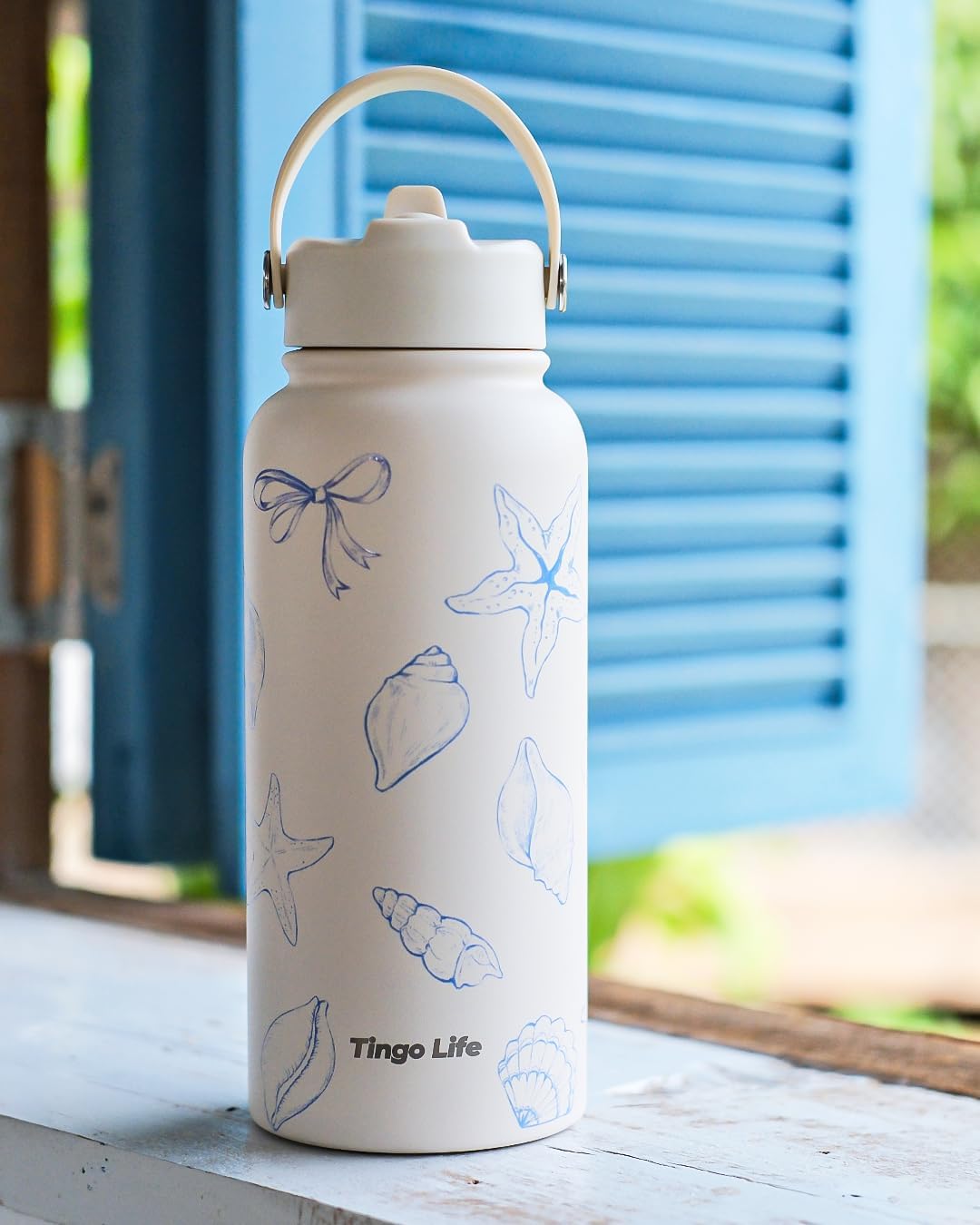 25oz Insulated Stainless Steel Aesthetic Cute Water Bottle - 2 Lids Included (Straw + Sport Handle), Leakproof BPA-Free, Dreamy Cream Cute Floral Design, Perfect Gym/Yoga/Office Companion