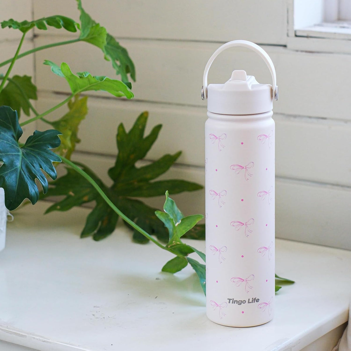 25oz Insulated Stainless Steel Aesthetic Cute Water Bottle - 2 Lids Included (Straw + Sport Handle), Leakproof BPA-Free, Dreamy Cream Cute Floral Design, Perfect Gym/Yoga/Office Companion
