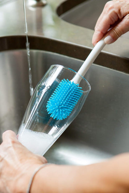 Joie Bottle Brush, Silicone Scrubber with Long Handle, Ideal for Cleaning Water Bottles, Baby Bottles and Glasses, Gentle Non-Scratch Bristles, Handy Kitchen Gadget, Colors May Vary