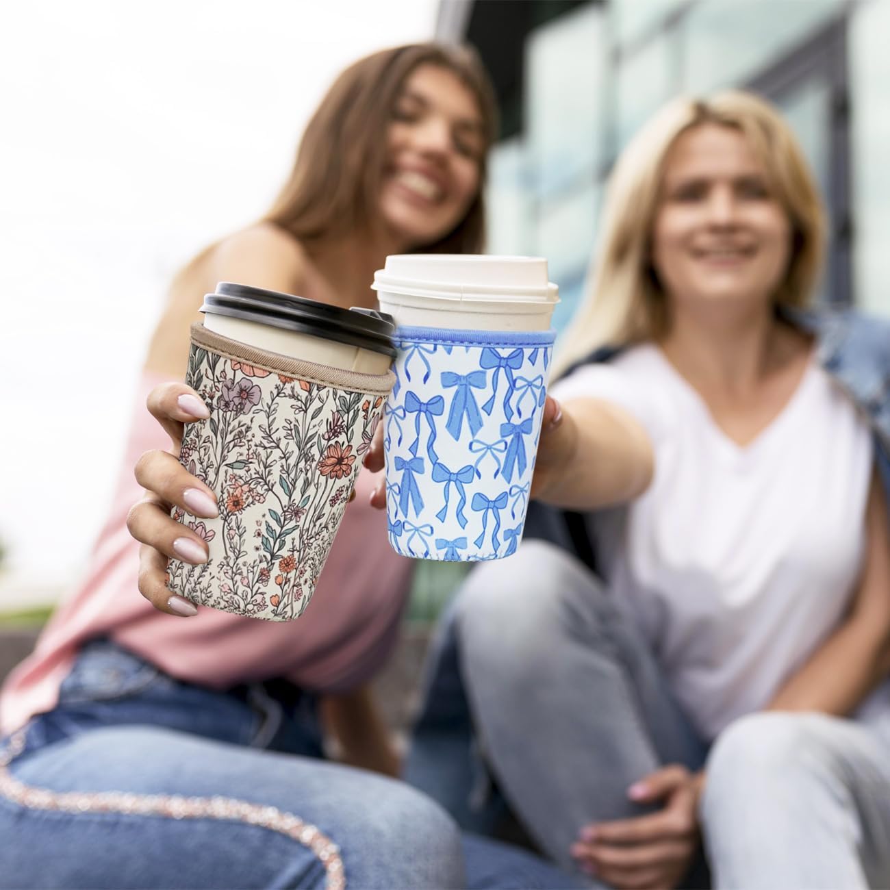 Reusable Insulated Neoprene Iced Coffee Cup Sleeve, Durable Drink Sleeve for Cold Beverages, Beverage Holder for Iced Coffee, Floral Checkers