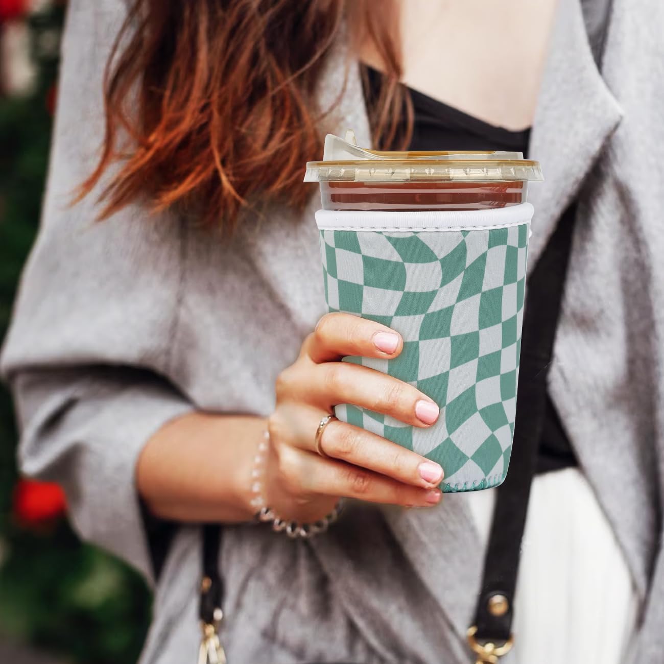 Reusable Insulated Neoprene Iced Coffee Cup Sleeve, Durable Drink Sleeve for Cold Beverages, Beverage Holder for Iced Coffee, Floral Checkers