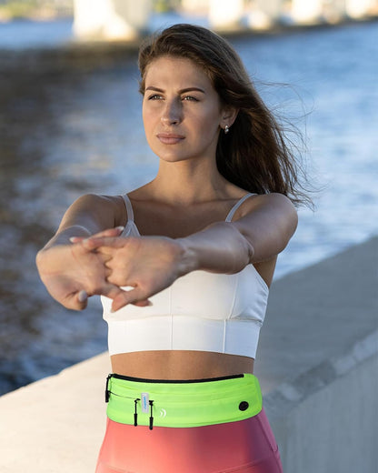 WATERFLY Running Belt Fanny Pack: Runner Marathon Jogging Waist Pack Sport Workout Exercise Fitness Phone Holder Belt for Men Women Jogger Slim Waist Bag Black