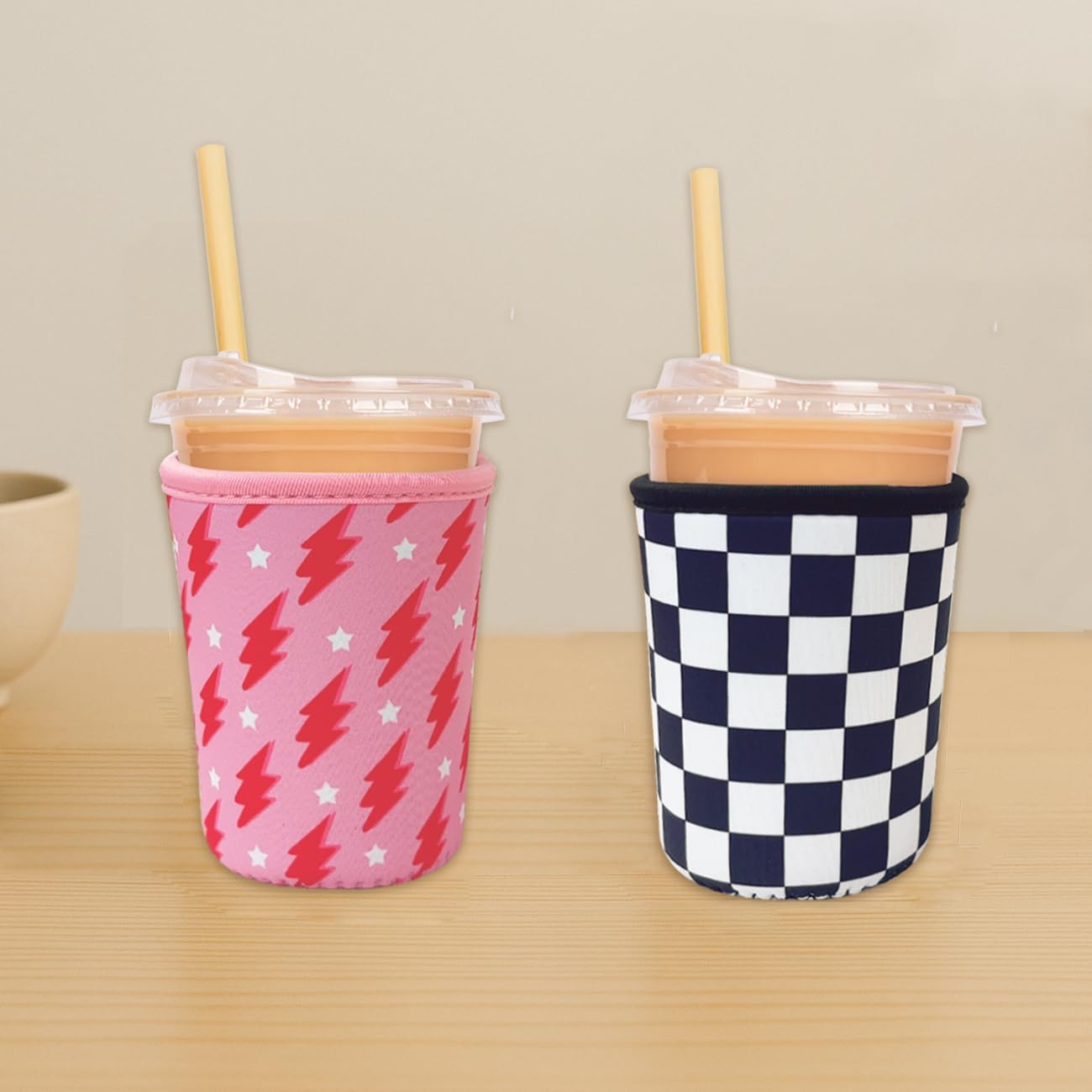 Reusable Insulated Neoprene Iced Coffee Cup Sleeve, Durable Drink Sleeve for Cold Beverages, Beverage Holder for Iced Coffee, Floral Checkers