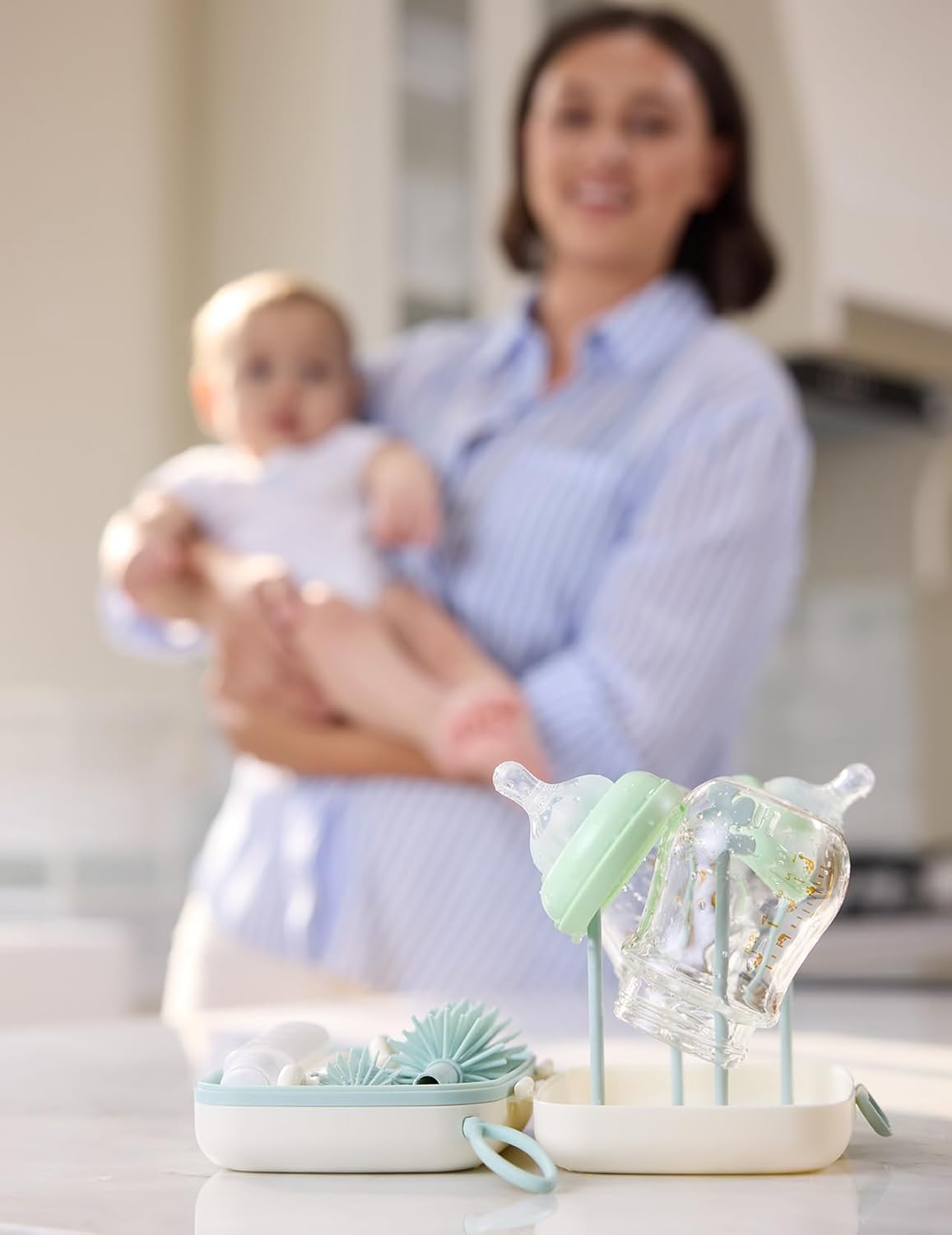 Momcozy Bottle Brush Kit with Push-Press Foam Design - Newborn Essentials Gift, Portable Cleaning Tool for Home & Travel, Baby Bottle Cleaner Brush for Breast Pumps & Nipples, Green