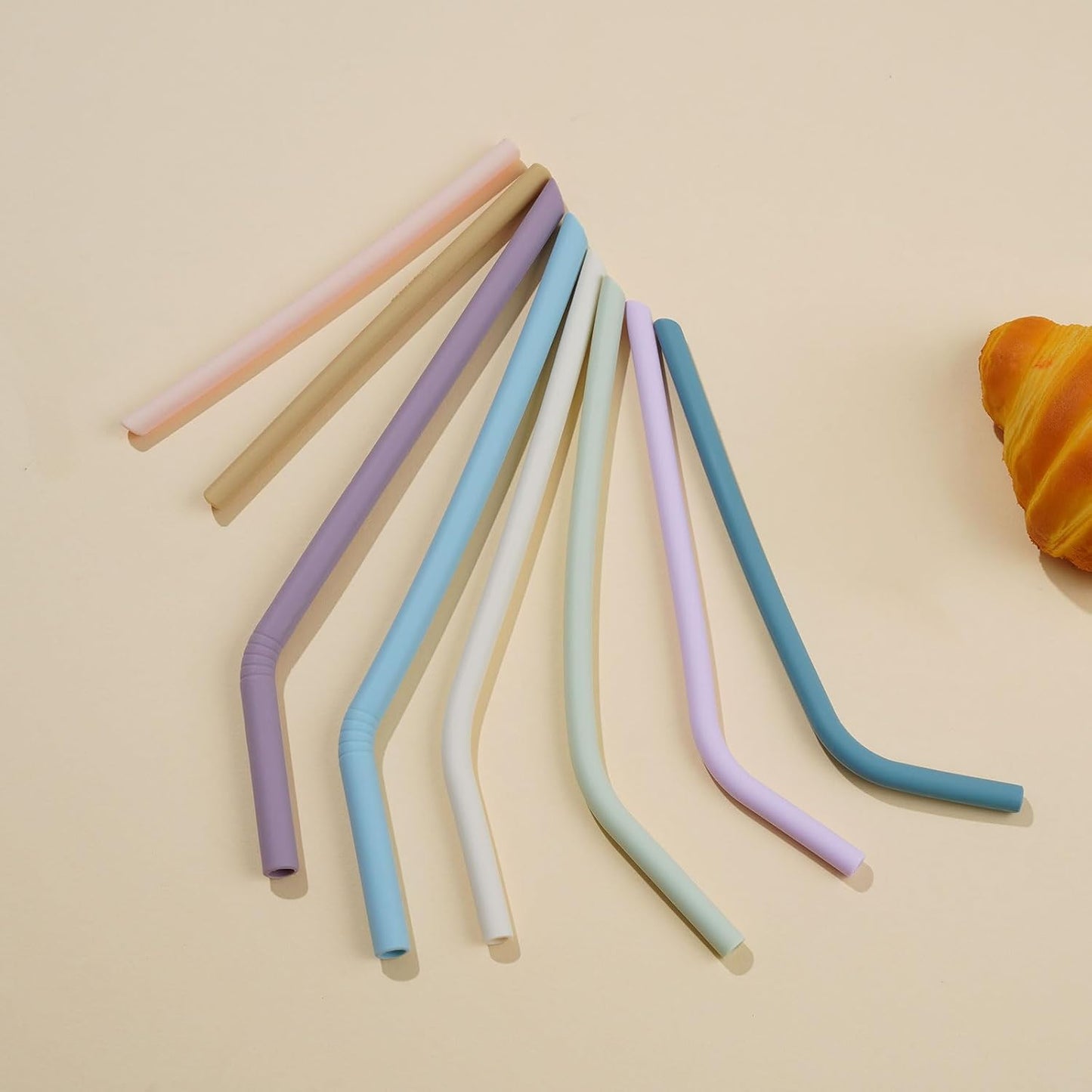 4-Size Reusable Silicone Straws with Travel Keychain Cases-Portable Collapsible For Cruise Ships, Short-Long Size For 4-20 oz Tumblers,Kids Toddlers Adults, Standard&Wide For Regular Liquid&Smoothie