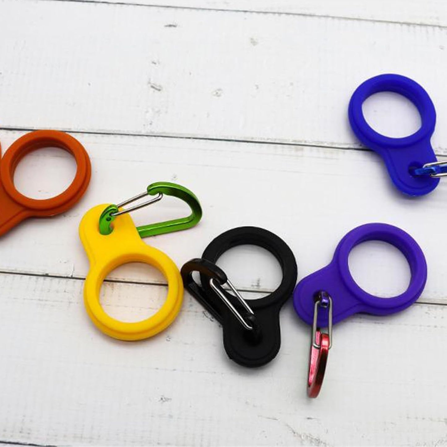 6 Pcs Silicone Water Bottle Buckle with Carabiner Clip Portable Secure Bottle Holder Water Bottle Hanging Rings Silicone Water Bottle Buckle Portable Hiking Sports Camping Water Bottle Accessories