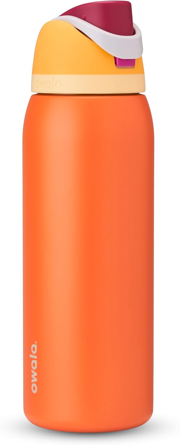 Owala FreeSip Insulated Stainless Steel Water Bottle with Straw, BPA-Free Sports Water Bottle, Great for Travel, 32 Oz, Denim