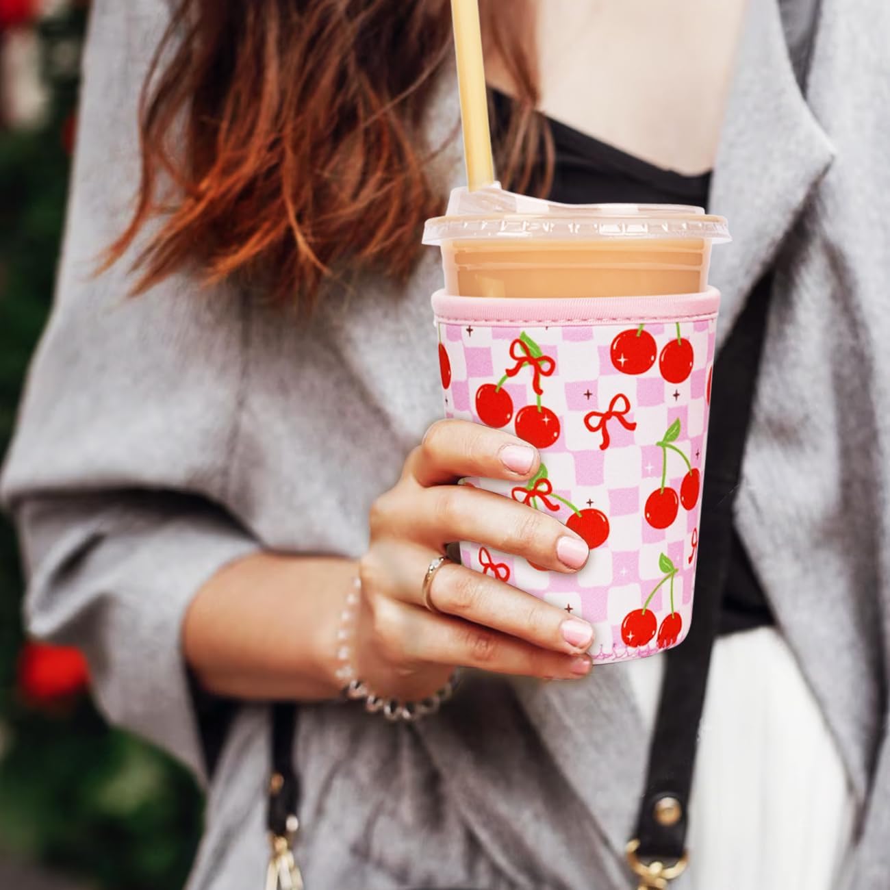 Reusable Insulated Neoprene Iced Coffee Cup Sleeve, Durable Drink Sleeve for Cold Beverages, Beverage Holder for Iced Coffee, Floral Checkers