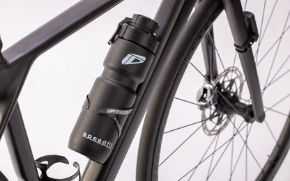 Speedfil Speedflask 21oz. Vacuum Insulated Stainless Steel Cycling Sports Water Bottle with NEW Bounce Back Lid 2.0 (Silver)