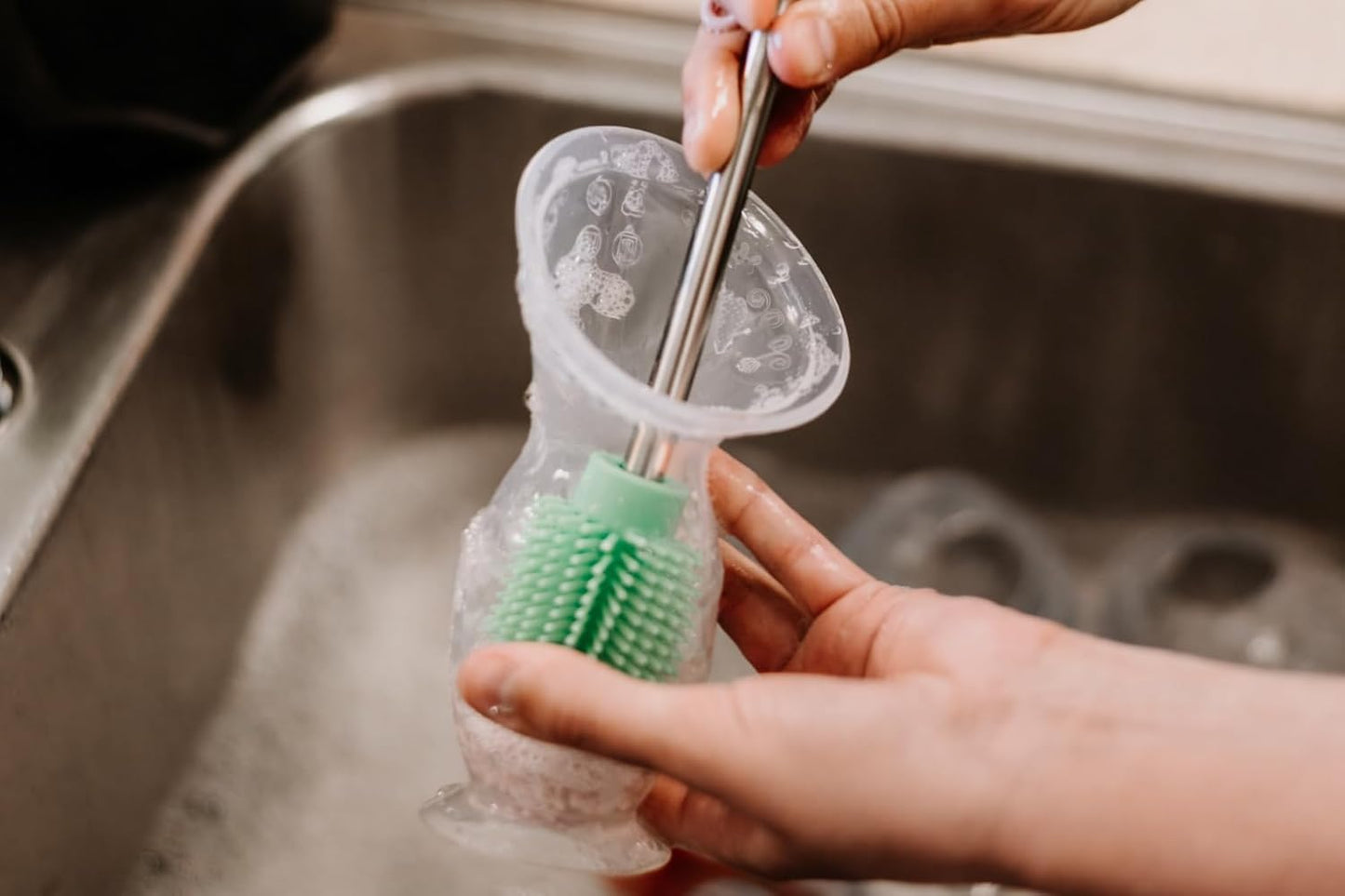 Haakaa Silicone Cleaning Brush Kit – Household Cleaning Brushes for Bottles and Crevices – Food-Grade Silicone: Dishwasher Safe (Brush-Blush)