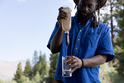 LifeStraw Peak Series - Collapsible Squeeze Bottle Water Filter System – 650ml for Trail Running, Through Hiking, Travel, Cycling, and Fishing; Dark Mountain Gray