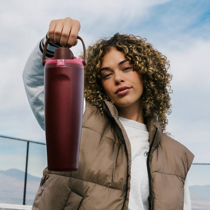 Owala FreeSip Sway Insulated Stainless Steel Water Bottle with Two-Way Spout, Built-In Straw and Bucket Handle, Made for Travel, School, and Sports, 30oz, BPA Free, Leak Proof, Daybreak