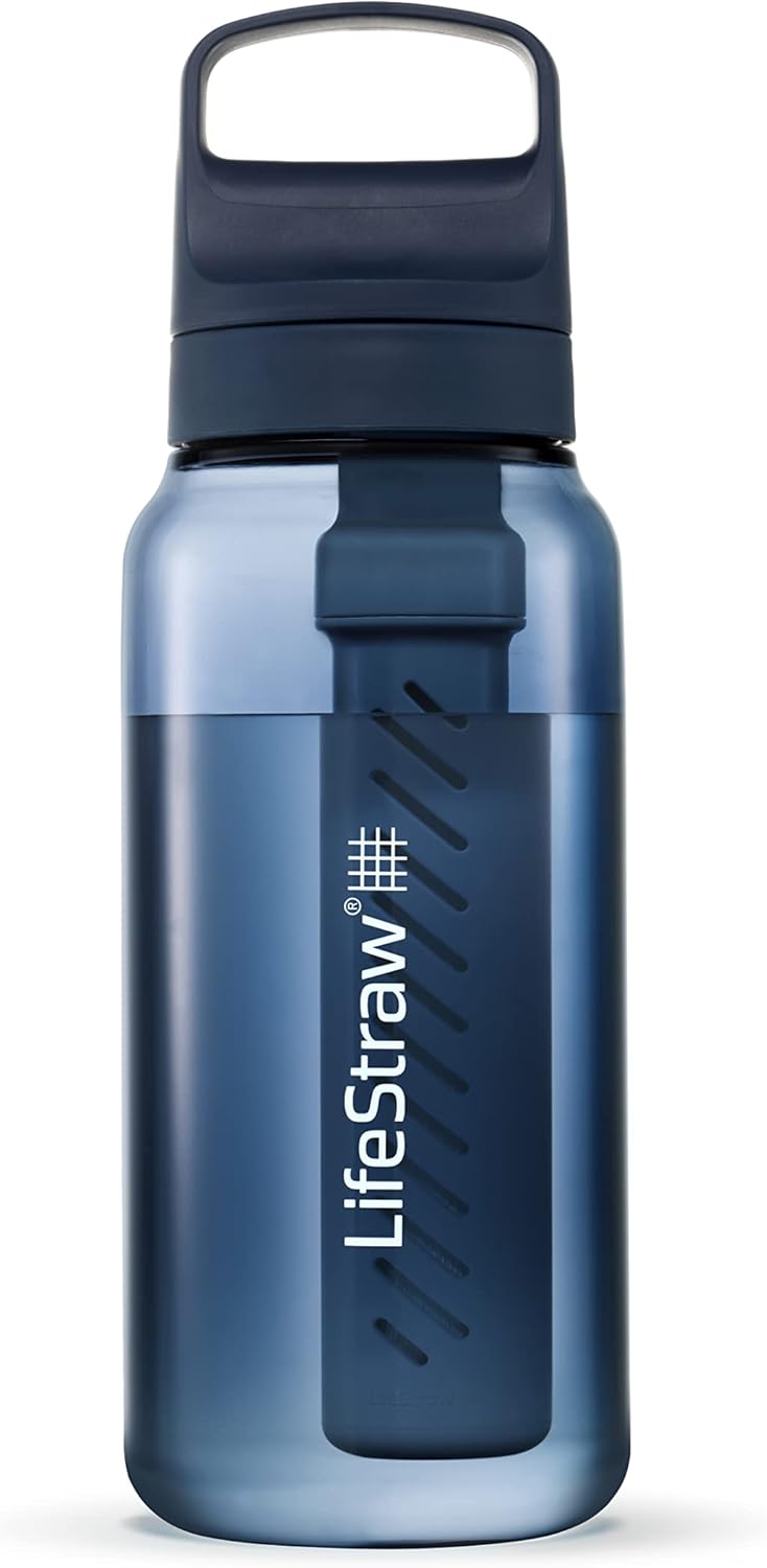 LifeStraw Go Series – BPA-Free Water Filter Bottle for Travel and Everyday use removes Bacteria, parasites and microplastics, Improves Taste, 22oz; Clear