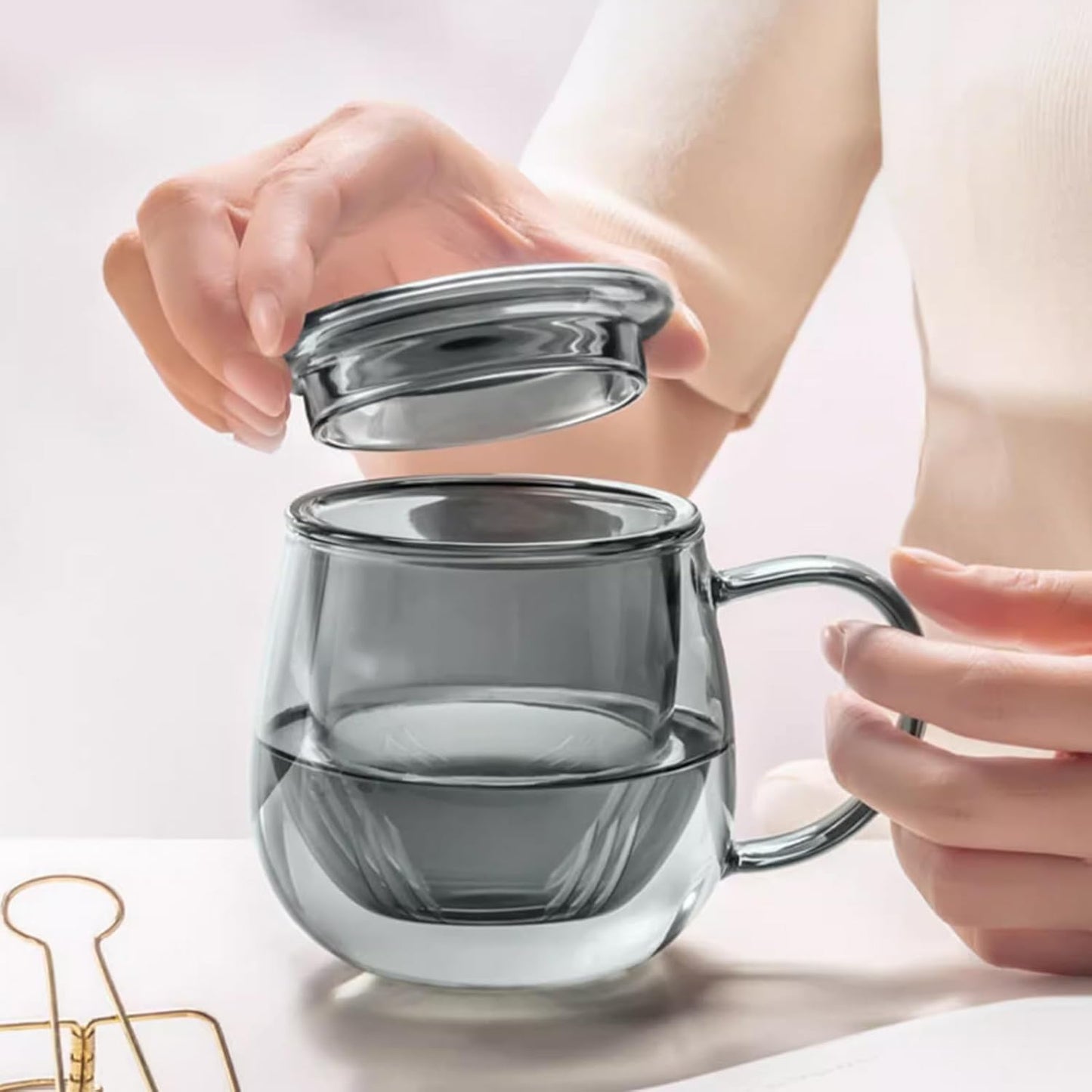 DOPUDO Glass Tea Cup with Infuser and Lid, 17.6oz/520ml Large Borosilicate Teacup,Tea Glass, Clear Mug for Loose Leaf Tea, Blooming Tea, Microwave & Dishwasher Safe - Tea Maker Gift for Birthday.