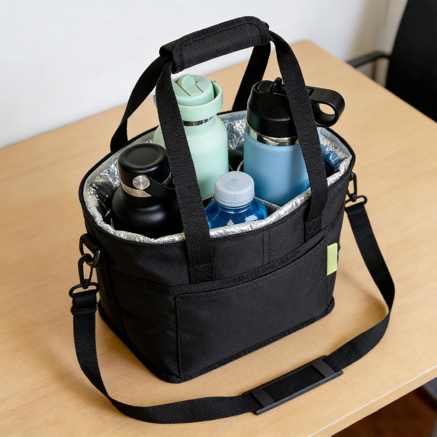 Family Size 4 Compartment Drink Carrier Bag, Cup Carrier Caddy for Hot & Cold Drinks, Portable Cup Holder for Car Travel, Beach, Picnic, Camping & Commute (Pink)