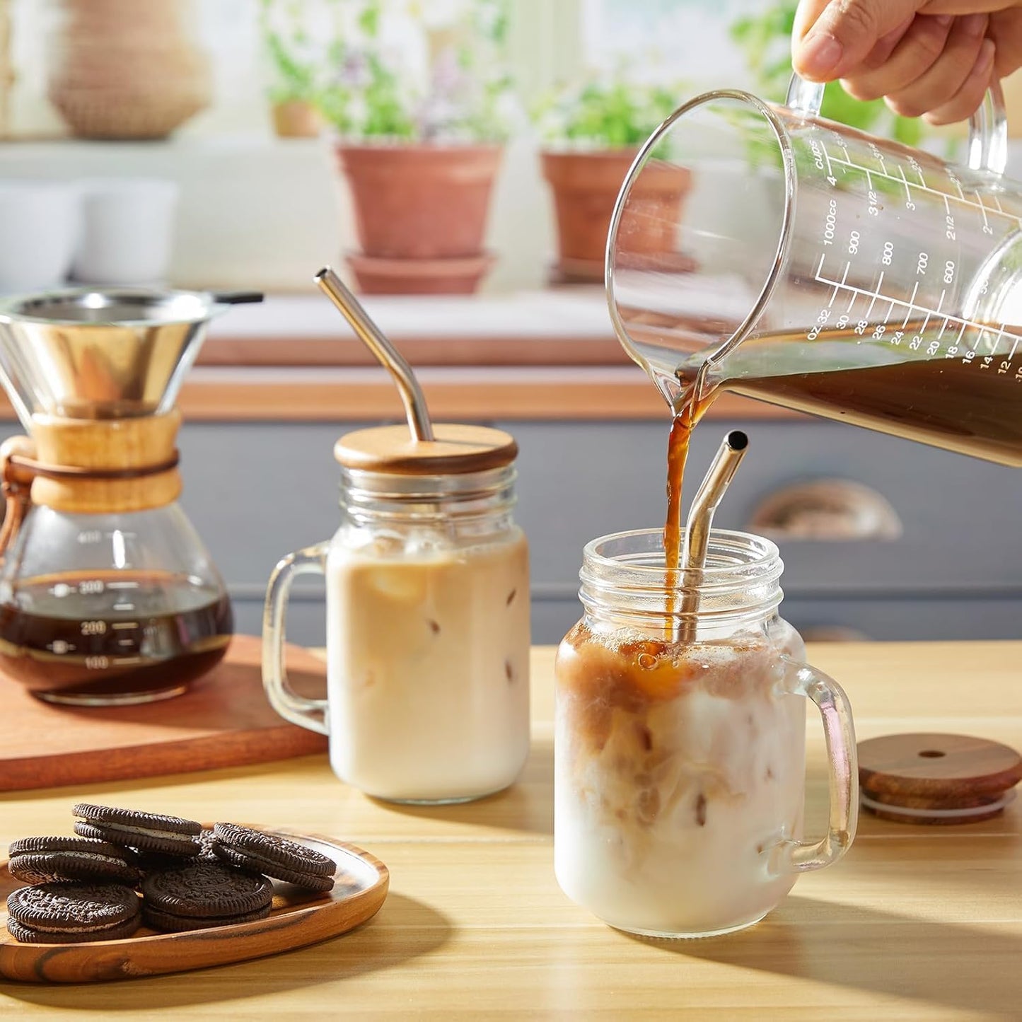DRASTAR Iced Coffee Cup, 16 oz Mason Jar Cups with Handle, Small Glass Coffee Mugs with Straws and Acacia Lids, Drinking Glass Cups Set of 2, Smoothie, Overnight Oats Containers
