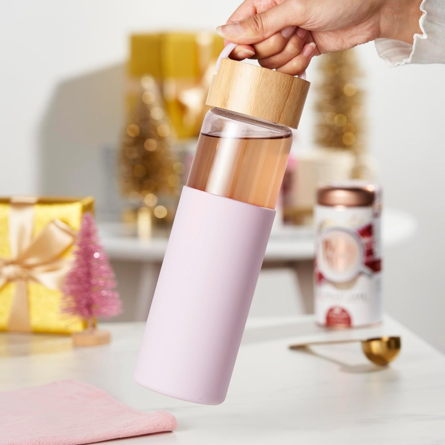 Pinky Up Blair Travel Tea Infuser Mug, Double Walled Insulated Travel Tumbler with Loose Leaf Tea Strainer, Travel Coffee Mug, Keeps Drinks Hot or Cold, 16 oz, White Leaf
