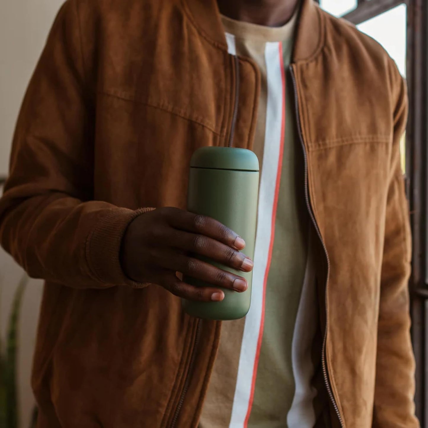 Fellow 16 oz Carter Move Travel Mug - Vacuum-Insulated Stainless Steel Travel Coffee Mug - Coffee Tumbler with Ceramic Interior and Splash Guard - Matte Black