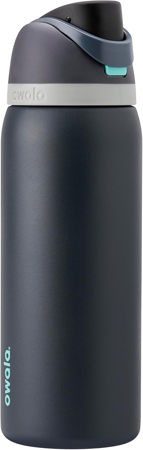 Owala FreeSip Insulated Stainless Steel Water Bottle with Straw, BPA-Free Sports Water Bottle, Great for Travel, 32 Oz, Denim