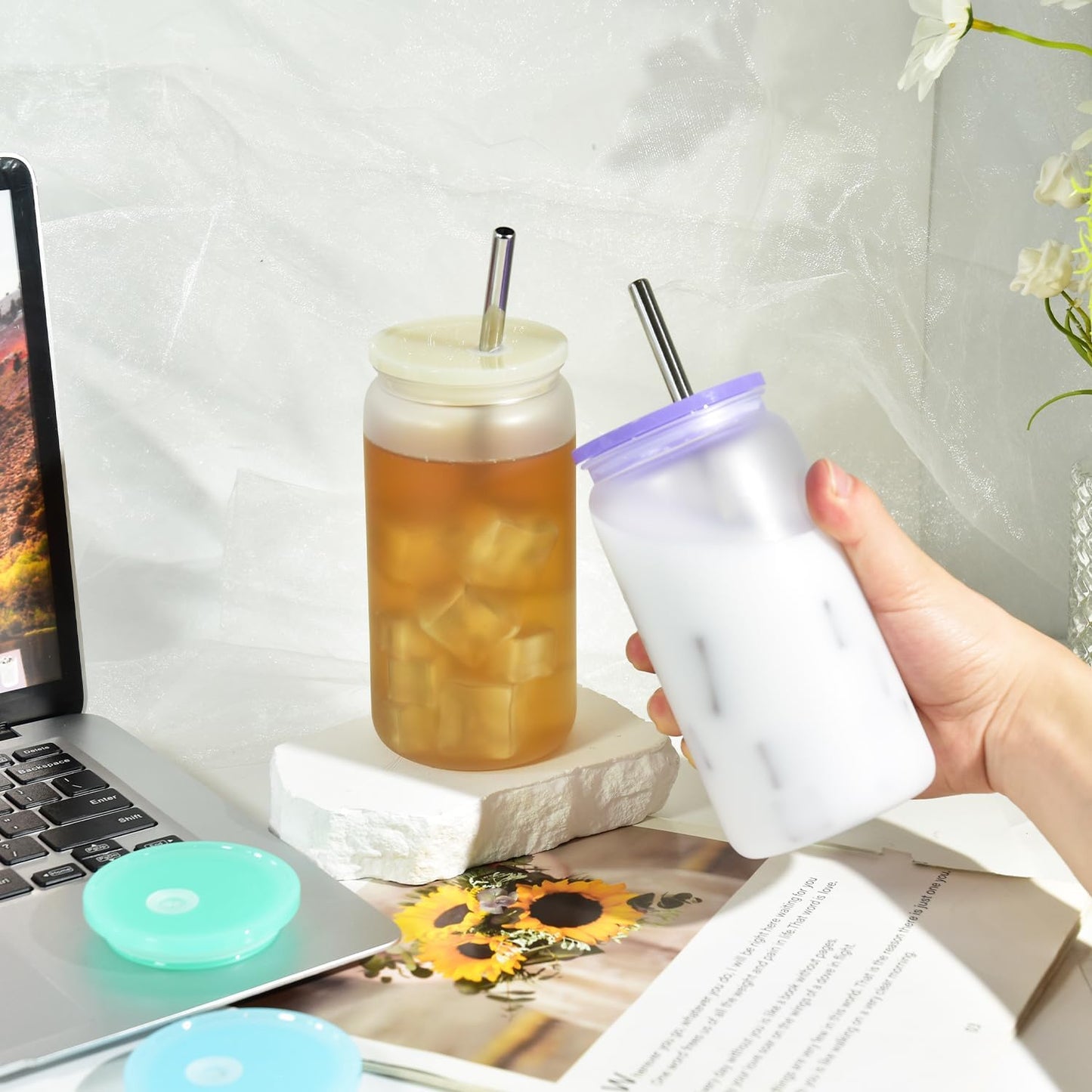 16oz Plastic Mason Jars, 6Pack Clear Mason Drinking Acrylic Cups with Lids and Stainless Steel Straws Iced Coffee Cups Shatterproof Unbreakable Tumblers for Smoothies, Beer, Coffee, Milk Tea, Colored