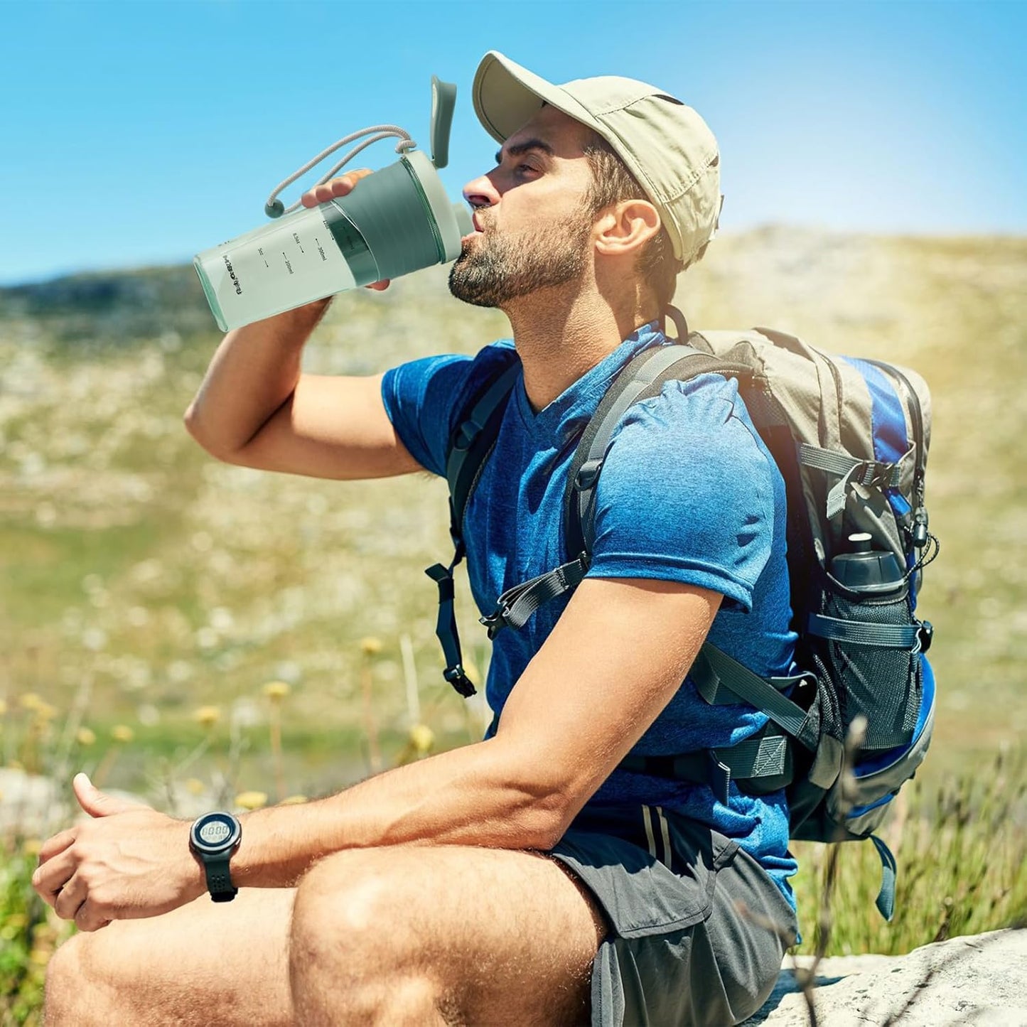 Shaker Bottle for Protein Mixes，24 oz，Protein Shaker Bottles with Whisk Ball, Mixer Bottle, Protein Bottle,Portable Pre Workout Whey Protein Drink Shaker Cup，Pink