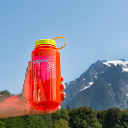 Nalgene 32 oz Wide Mouth Water Bottle | BPA-Free, Durable & Leak Proof, Lightweight Bottle for Hiking & Gym, Work & Travel