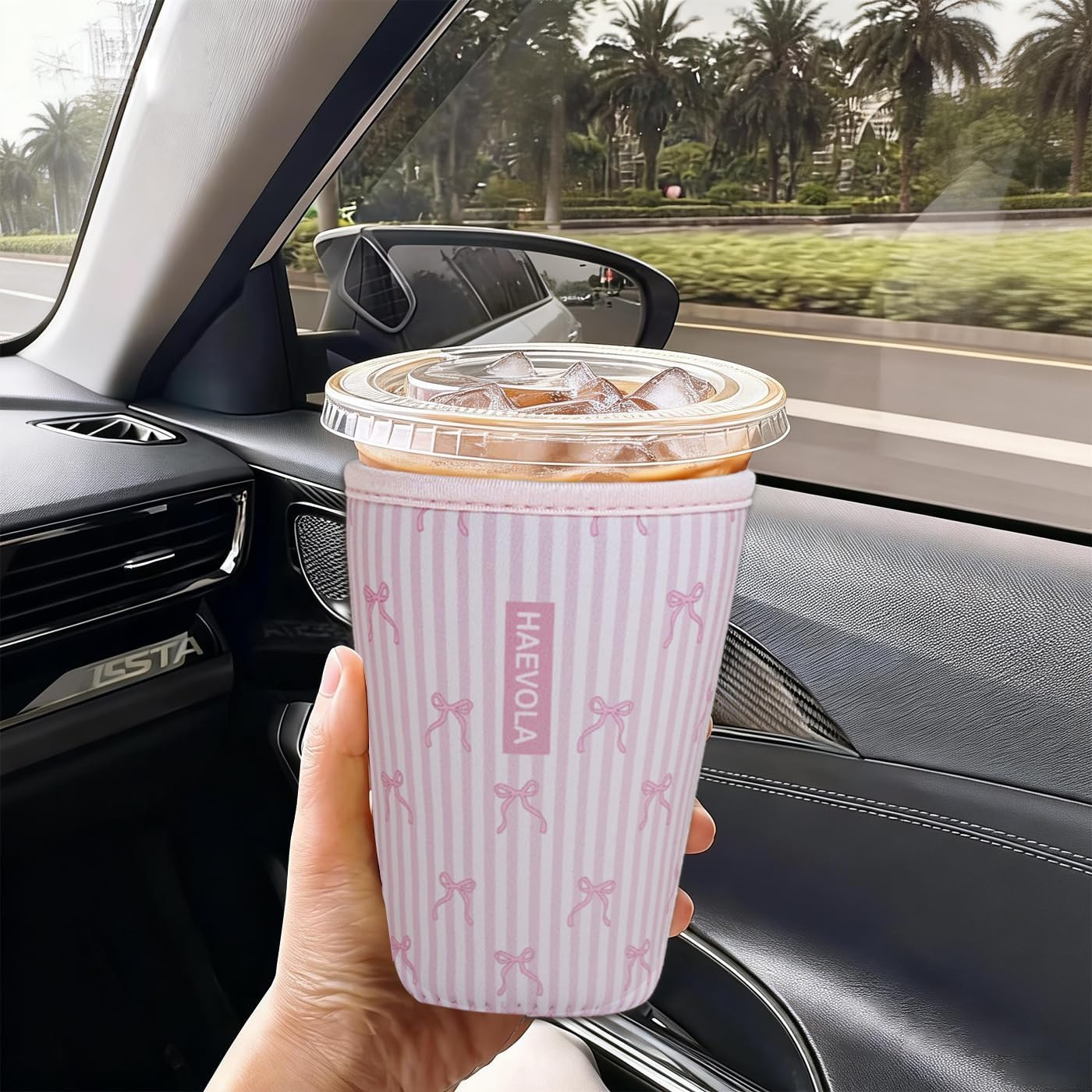 Reusable Insulated Neoprene Iced Coffee Cup Sleeve, Durable Drink Sleeve for Cold Beverages, Beverage Holder for Iced Coffee, Floral Checkers