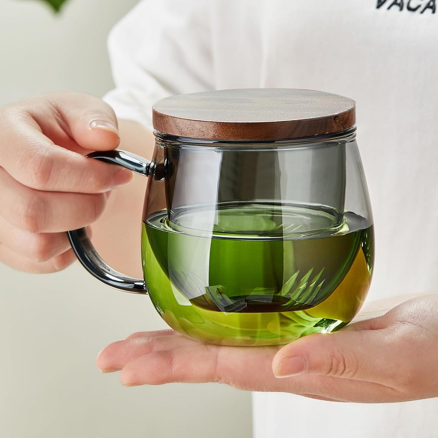 DOPUDO Glass Tea Cup with Infuser and Lid, 17.6oz/520ml Large Borosilicate Teacup,Tea Glass, Clear Mug for Loose Leaf Tea, Blooming Tea, Microwave & Dishwasher Safe - Tea Maker Gift for Birthday.