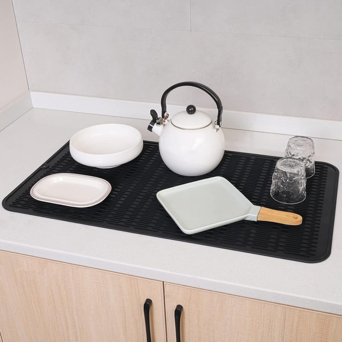 MicoYang Silicone Dish Drying Mat for Multiple Usage,Easy clean,Eco-friendly,Heat-resistant Silicone Mat for Kitchen Counter,Sink,Bar,Bottle,or Cup Green M 17 inches x 6 inches