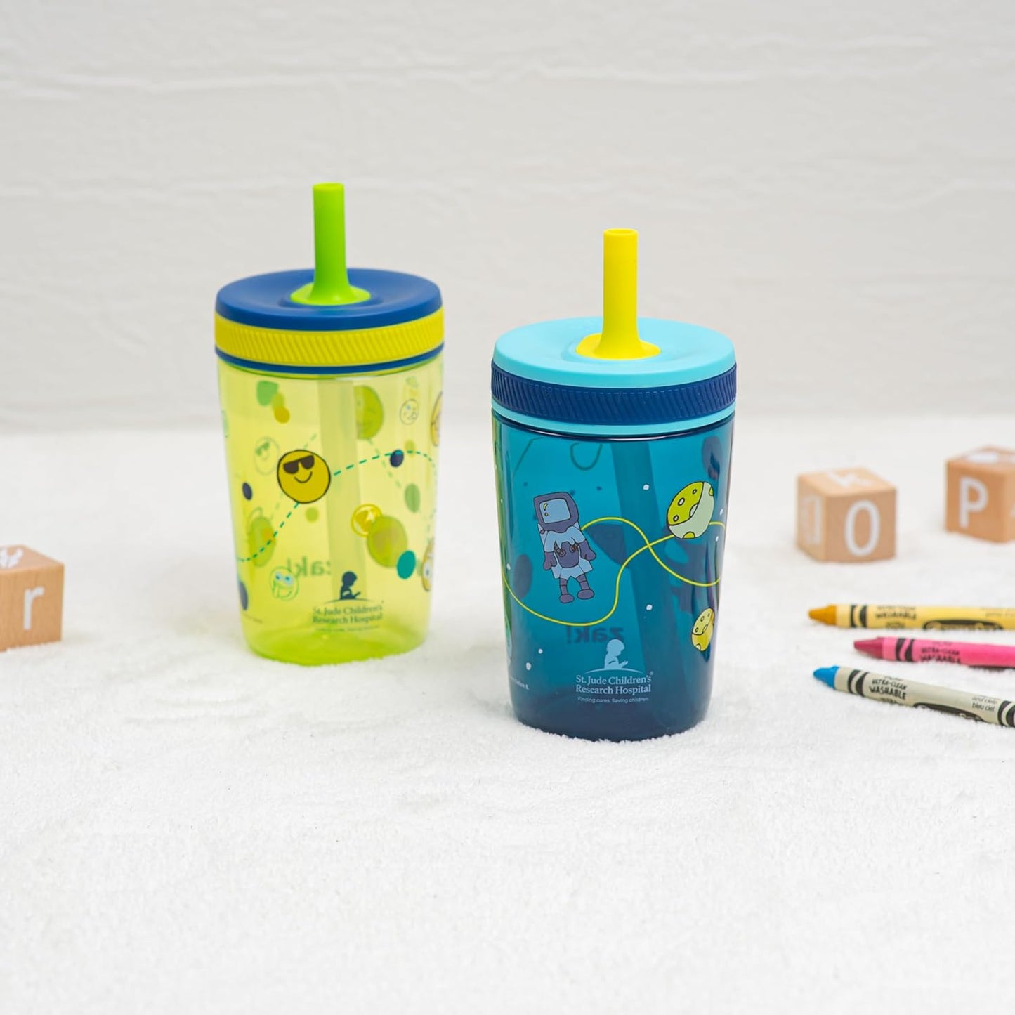 Zak Designs 15oz Bluey Kelso Tumbler Set, Leak-Proof Screw-On Lid with Straw Made of Durable Plastic and Silicone, Perfect Bundle for Kids, 2 Count (Pack of 1) - Colors A