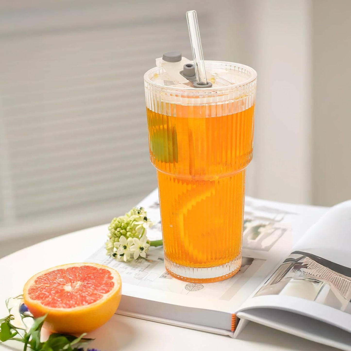 Clear Iced Coffee Cups with Lids - 4 Pack, 20oz Reusable Glass Cups with Lids and Straws, Drinking Tumblers for Cocktail Beer, Juice, Smoothie, Coffee Bar, Housewarming Gifts - Dishwasher Safe