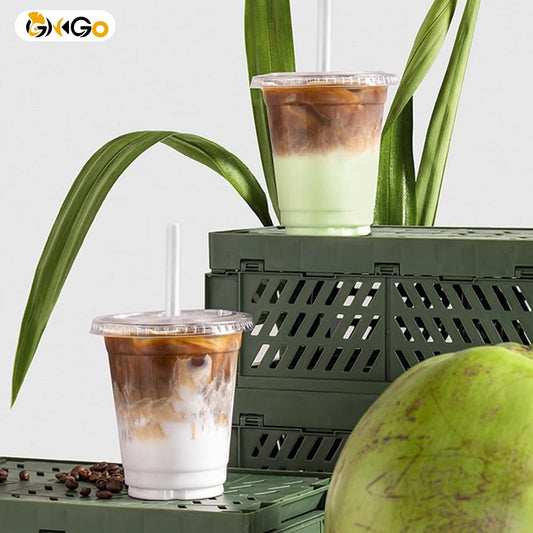 Ginkgo 32 oz Clear Plastic Cups with Lids and Jumbo Straws, Disposable To Go Iced Coffee Cups for Smoothie, Boba Milk Tea - 50 Pack