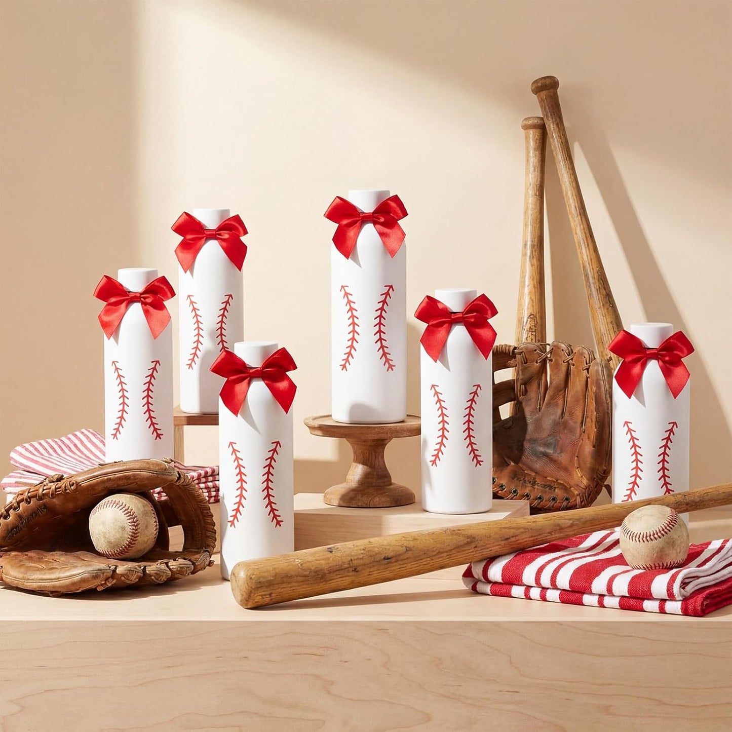 6 Pcs Softball Team Gifts Water Bottles Bulk 17 oz Softball Party Favors Decorations Stainless Steel Sports Tumblers with Bow Vacuum Insulated Reusable Leakproof Bottles for Birthday Father