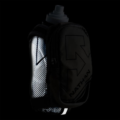 Nathan SpeedDraw Plus Insulated Handheld Water Bottle – Grip-Free Running Flask for Runners, Hiking, and Sports