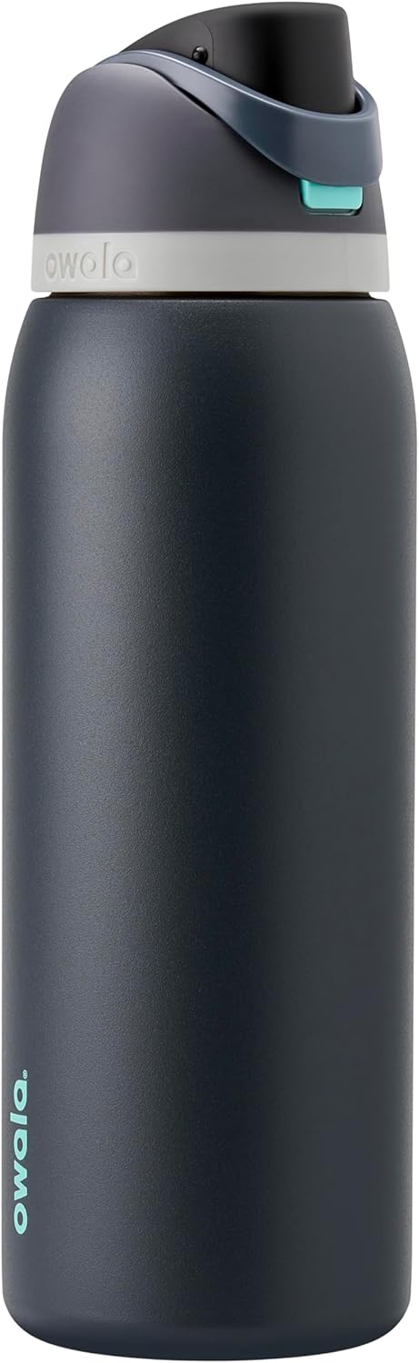 Owala FreeSip Insulated Stainless Steel Water Bottle with Straw, BPA-Free Sports Water Bottle, Great for Travel, 32 Oz, Denim