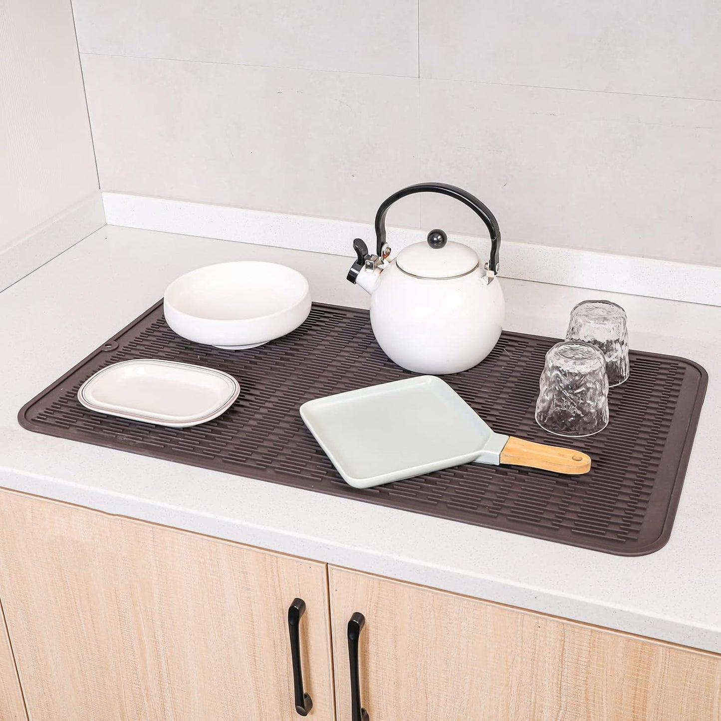 MicoYang Silicone Dish Drying Mat for Multiple Usage,Easy clean,Eco-friendly,Heat-resistant Silicone Mat for Kitchen Counter,Sink,Bar,Bottle,or Cup Green M 17 inches x 6 inches