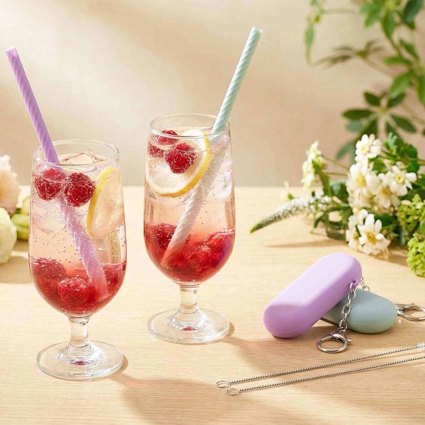 2 Set travel straws reusable with case, Portable Straw for Hot & Cold Drinks, Foldable Silicone Straws with Cleaning Brush & Keychain (Green, Purple)