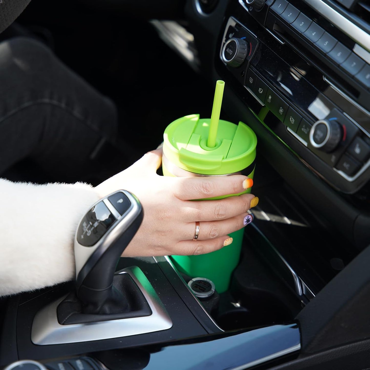 BJPKPK 22oz Insulated Tumbler With lid And Straw Stainless Steel Tumblers Travel Coffee Mug Reusable Thermal Cup,Sky